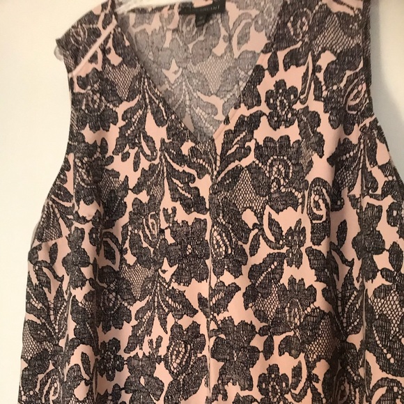 Sleeveless Black/Blush Hi-Low Blouse - Picture 1 of 4